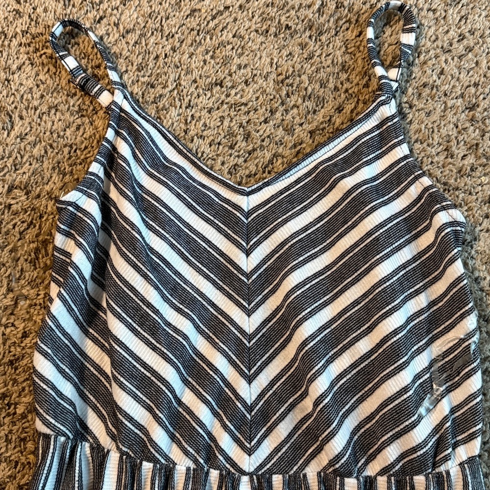 Universal Thread Black and White Striped Top - Picture 2 of 3
